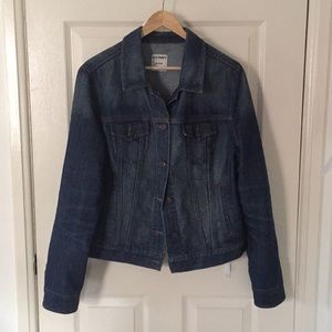 Jean jacket with pockets!